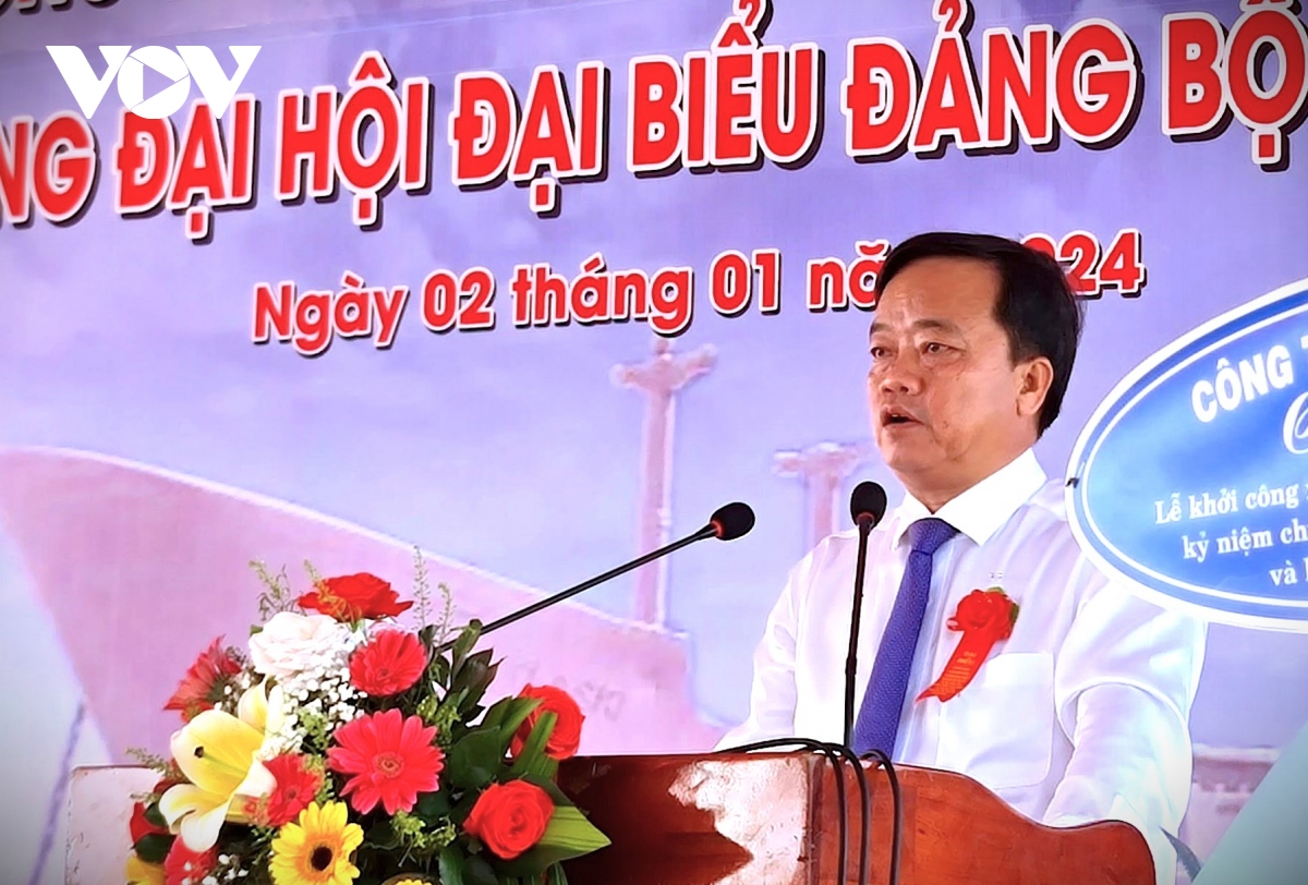 ca mau khoi cong cum tuong dai chuyen tau tap ket ra bac hinh anh 2