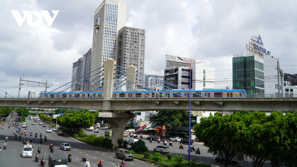 tp.hcm nen keo dai metro so 1 va xay dung tuyen metro kieu mau hinh anh 5