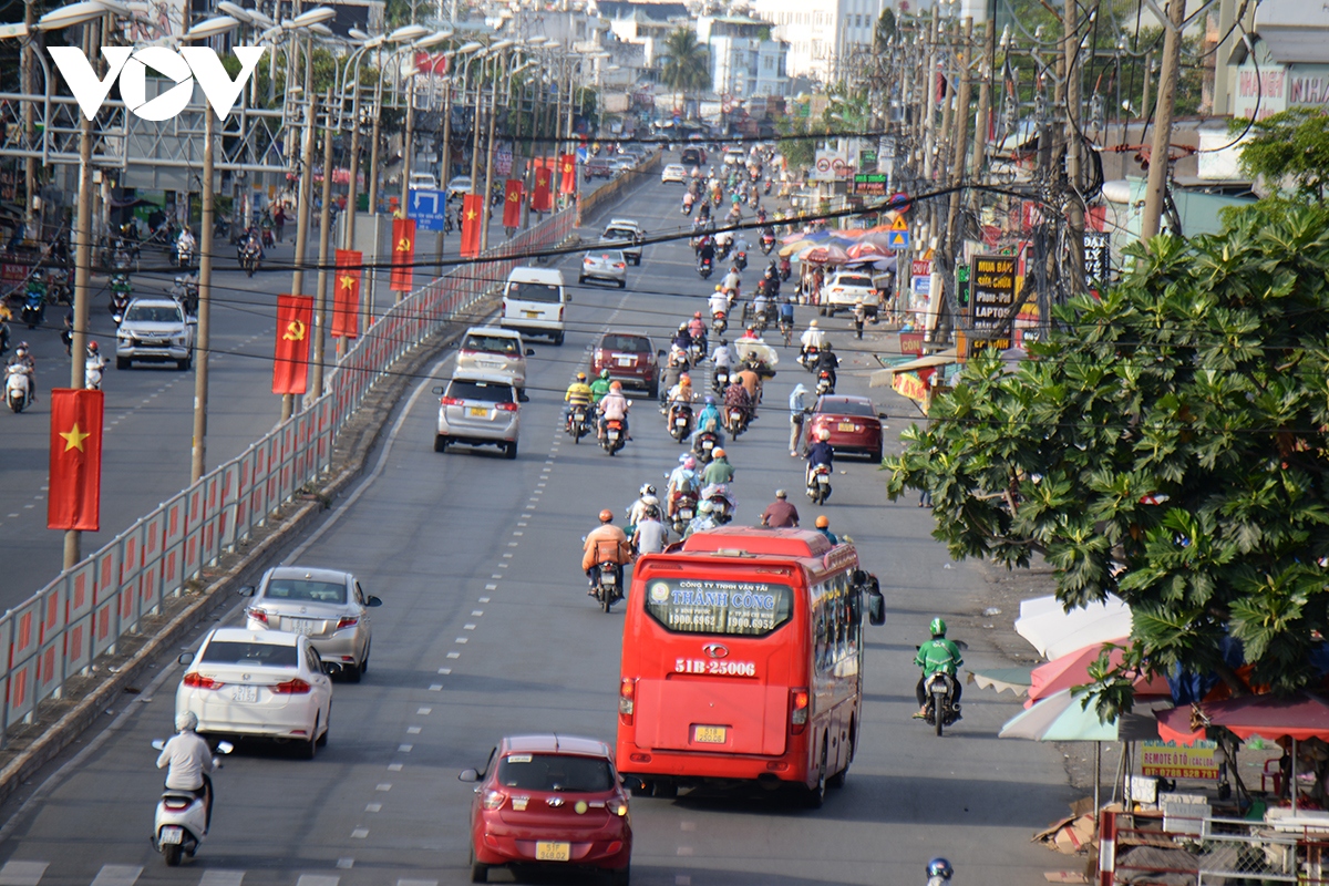 tp.hcm lap 22 may ban toc do tu dong o cac cua ngo hinh anh 2