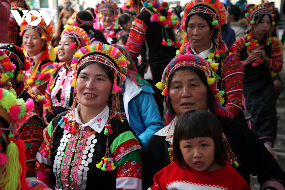  xuan bien phong am long dan ban noi cuoi troi tay bac hinh anh 5