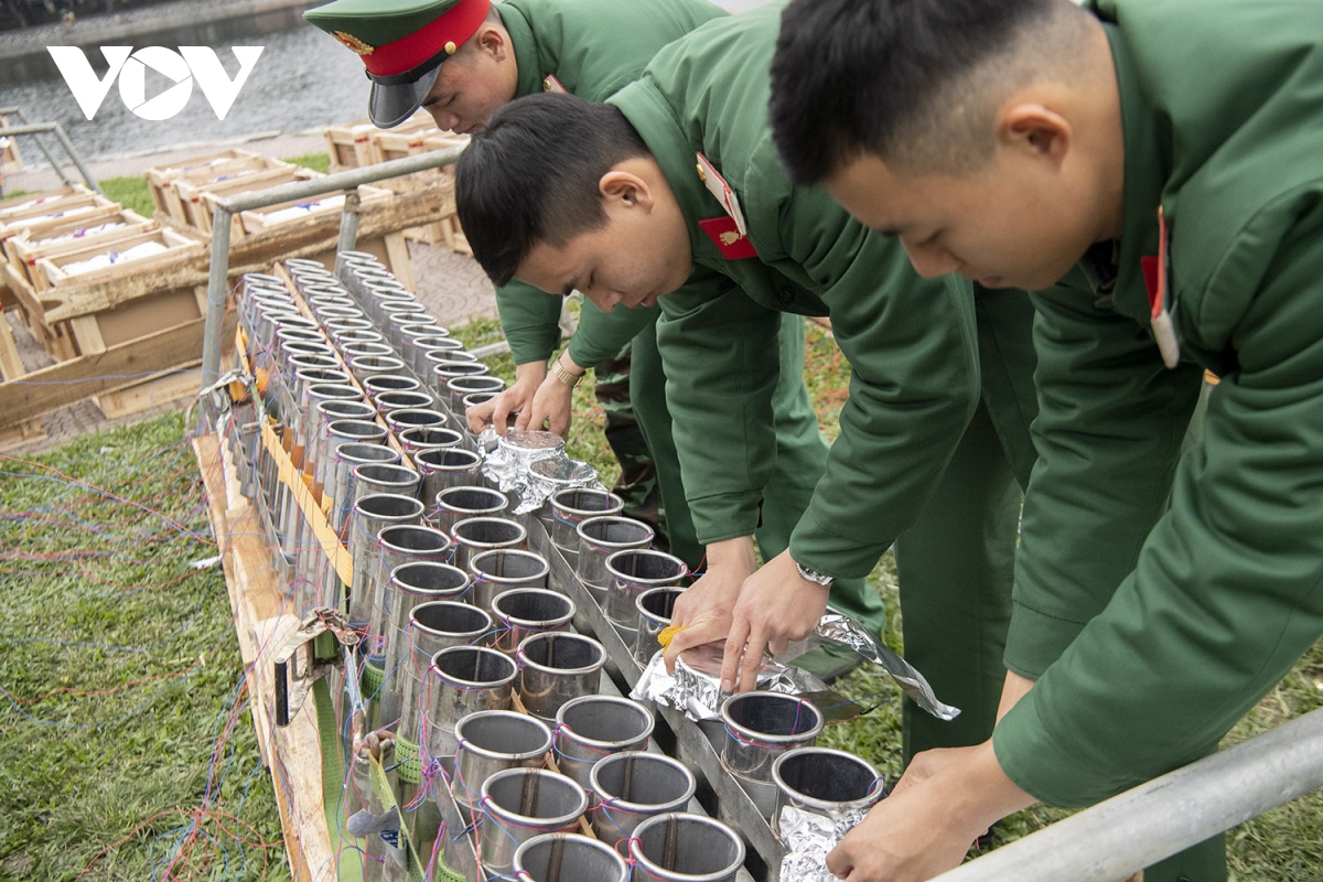 高蹈远举网