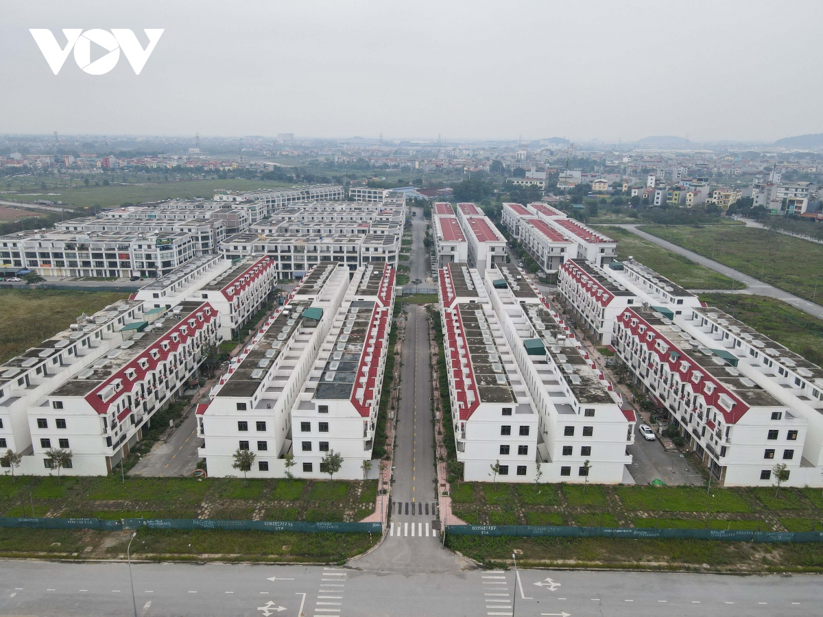 cận cảnh hàng trăm biệt thự bạc tỷ đắp chiếu của công ty cp Đệ tam ở bắc ninh hình ảnh 8 can canh hang tram biet thu bac ty dap chieu cua cong ty cp De tam o bac ninh hinh anh 8