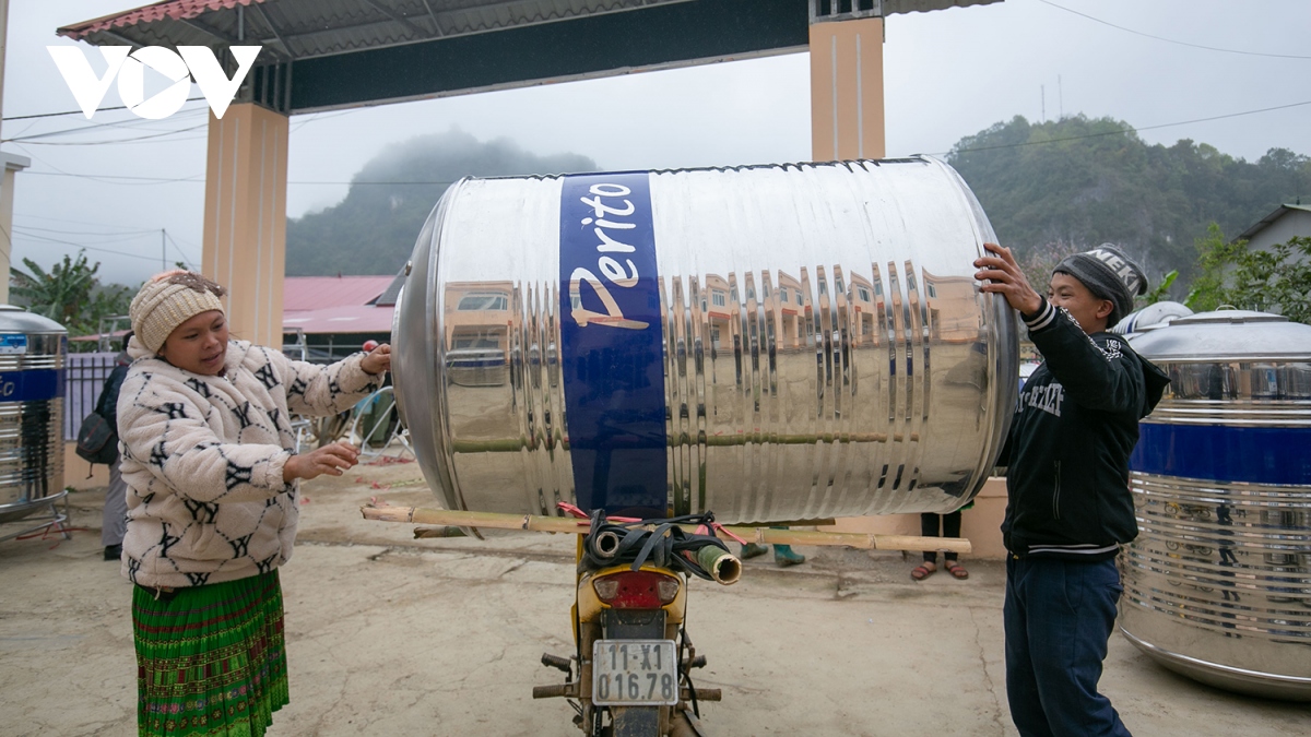 ho tro hon 2.400 bon chua nuoc cho nguoi dan vung han o cao bang hinh anh 1