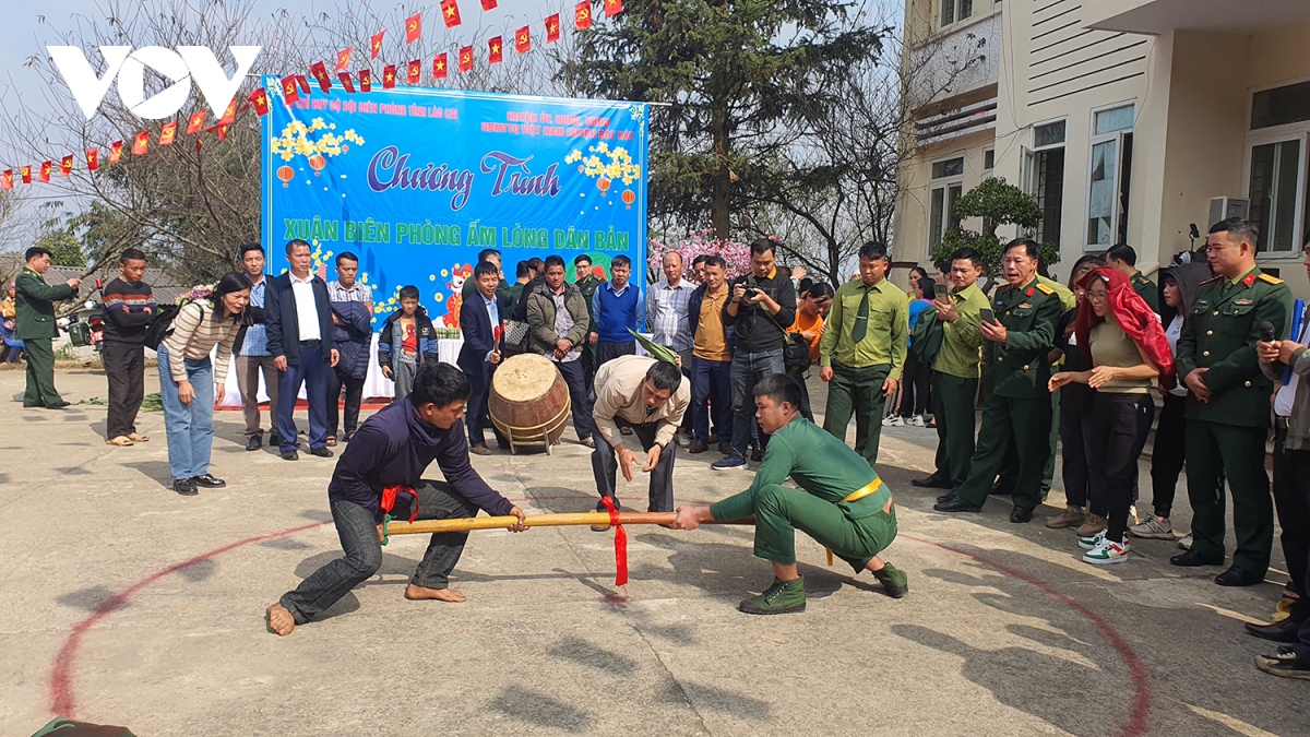 xuan am noi bien cuong lao cai hinh anh 5