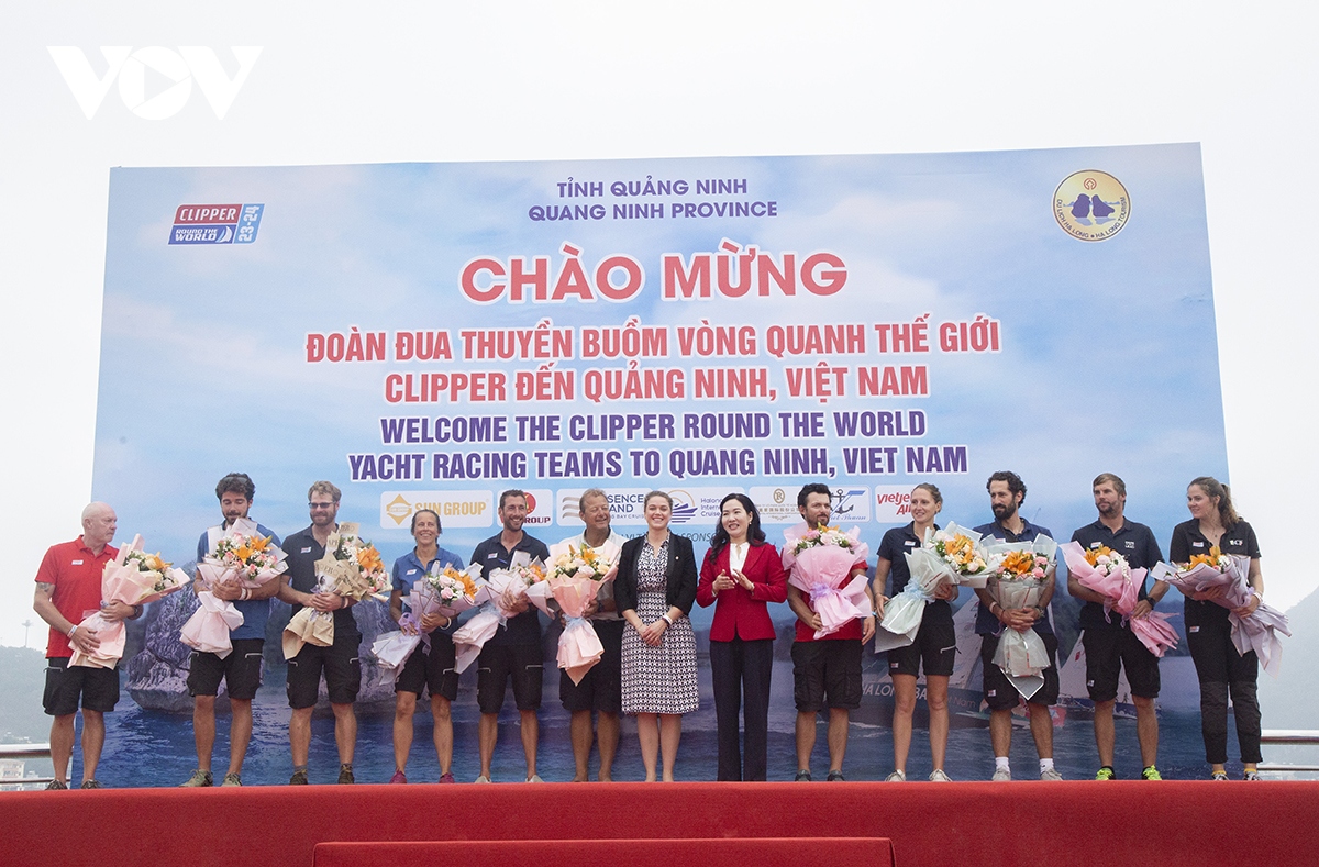 quang ninh chao mung doan dua thuyen buom vong quanh the gioi clipper hinh anh 1