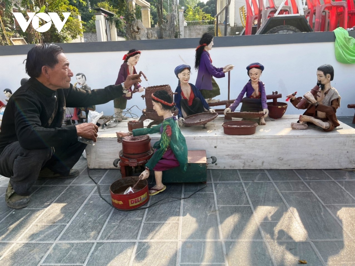 nguoi nong dan bien phe lieu thanh dan roi dien doc dao hinh anh 1