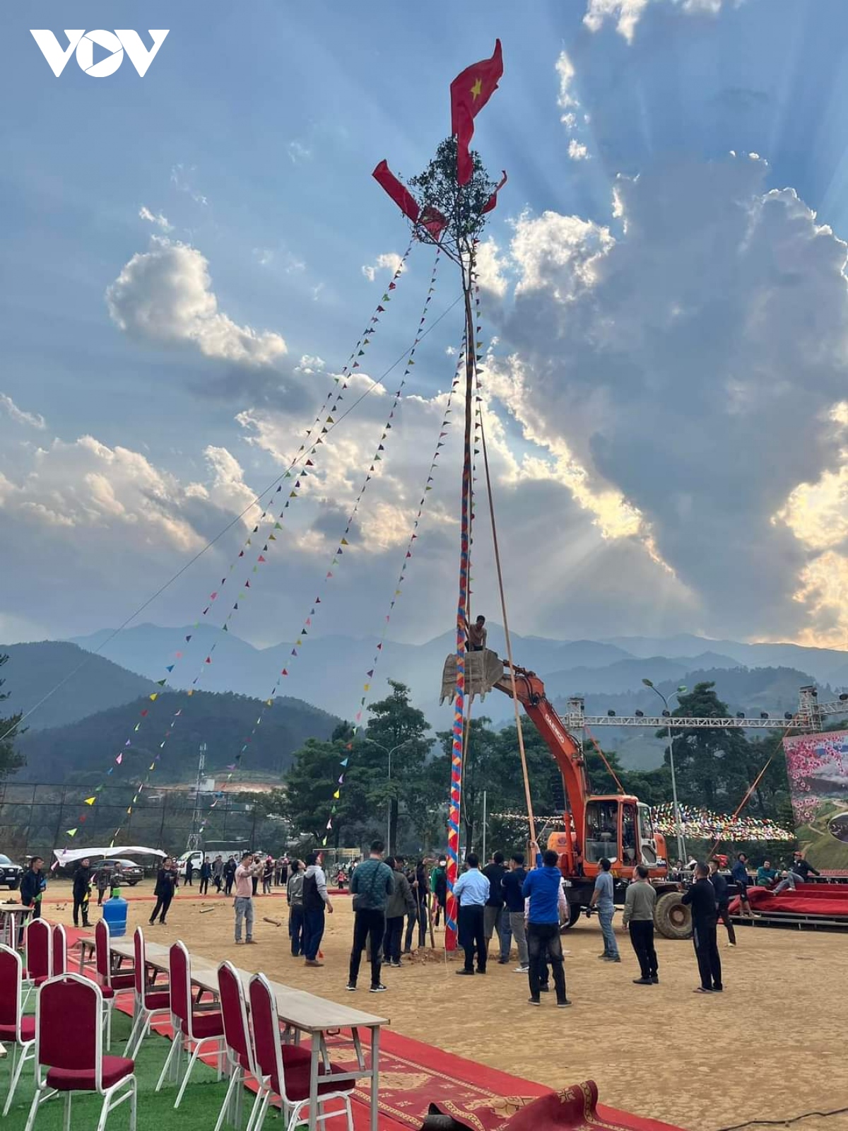 tram tau yen bai khai hoi gau tao cua dong bao mong hinh anh 3