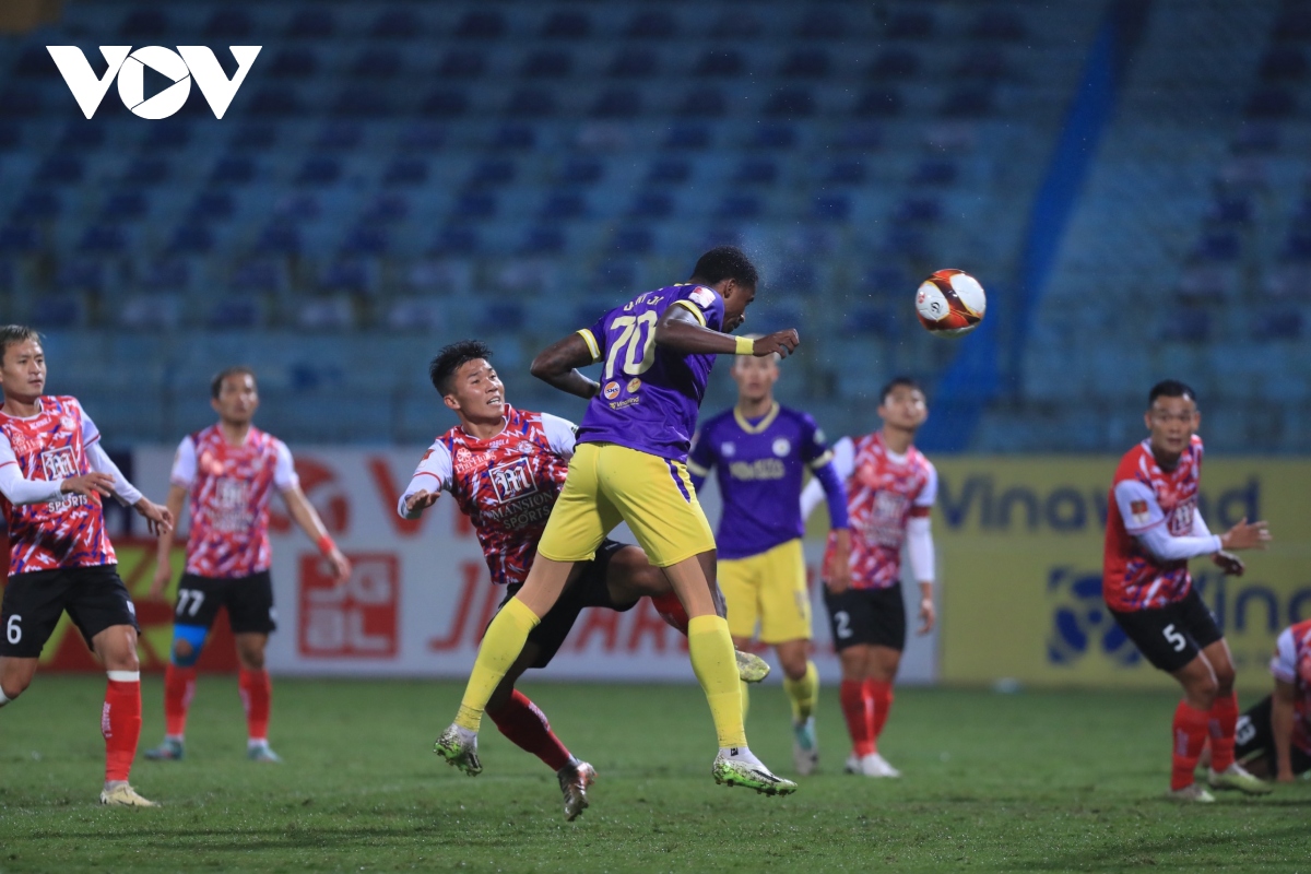 ket qua vong 10 v-league 23 24 ha noi fc thang nhoc, nam Dinh thua binh Dinh hinh anh 25