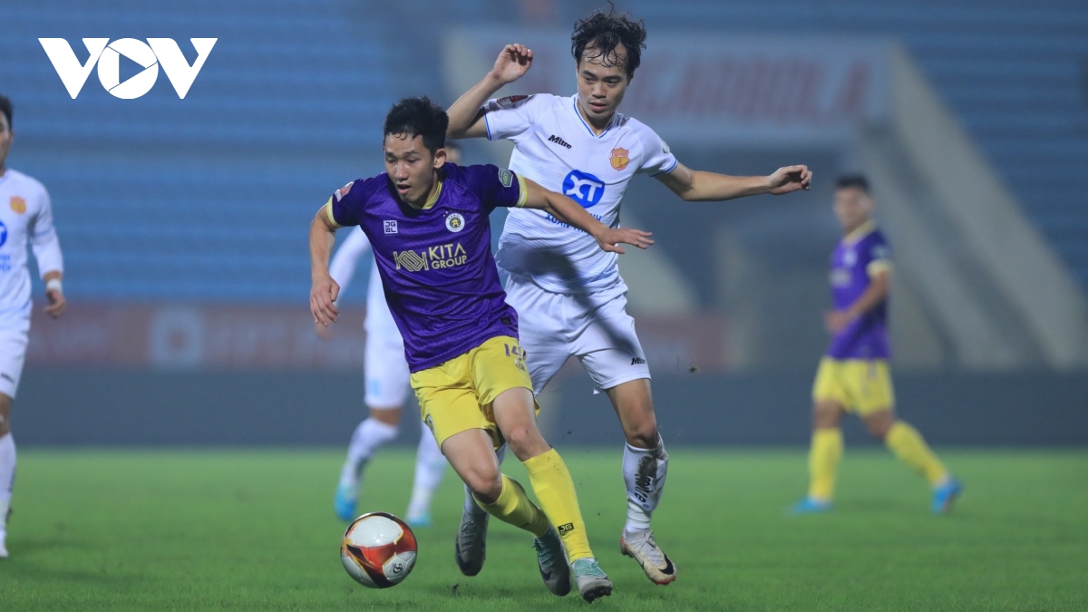 ruot duoi ty so ngoan muc toi phut chot, nam Dinh thang kich tinh ha noi fc hinh anh 11