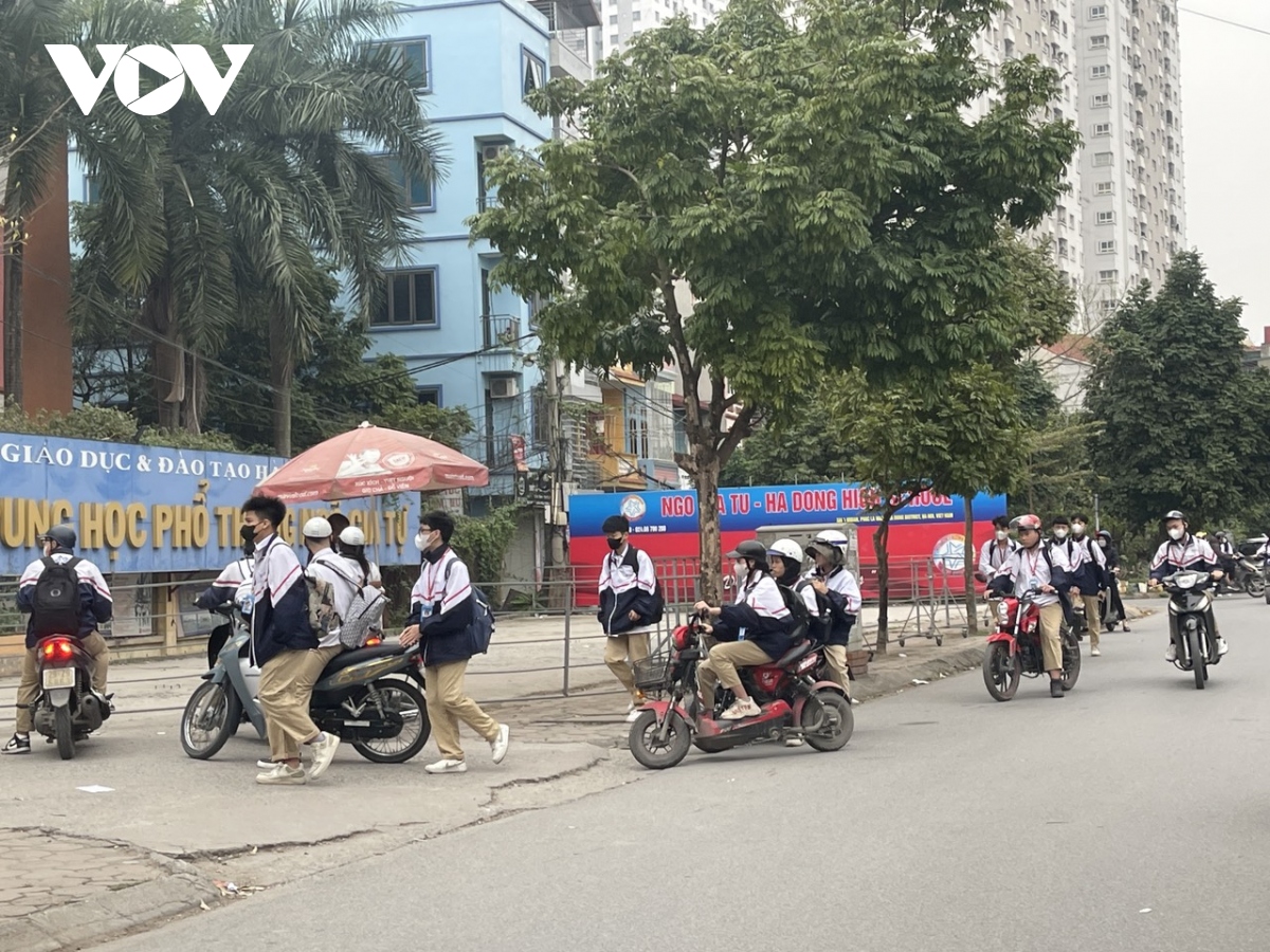 都市：无敌从七份嫁妆开始最新章节