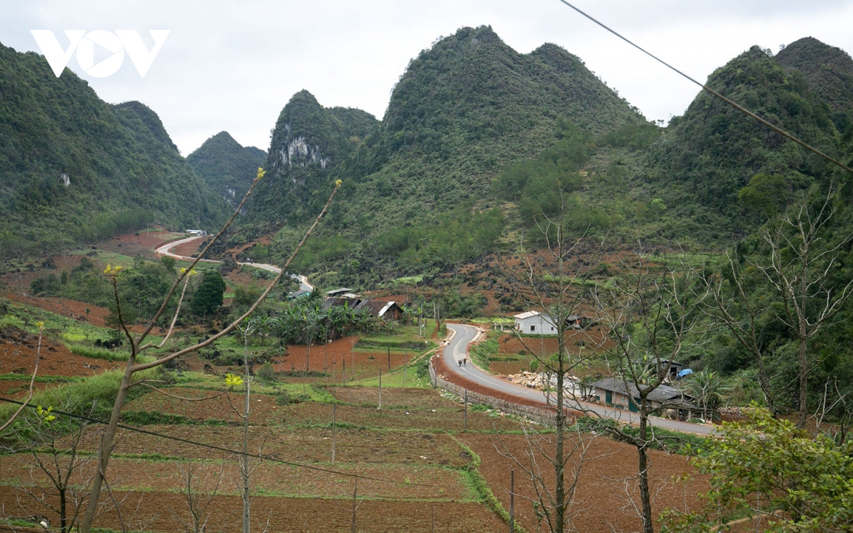 nguoi dan cao bang chu dong ung pho thieu nuoc vu xuan hinh anh 1