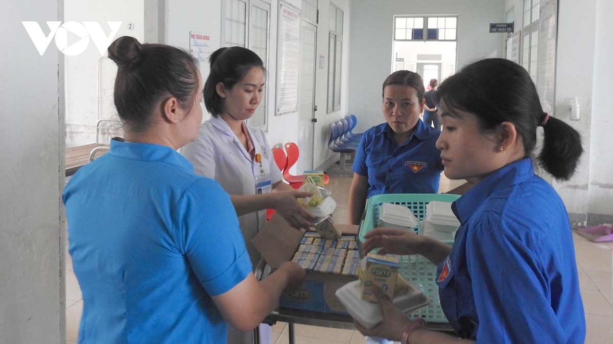 chuyen ve bac si y hong nga o huyen vung cao kon ray, kon tum hinh anh 2