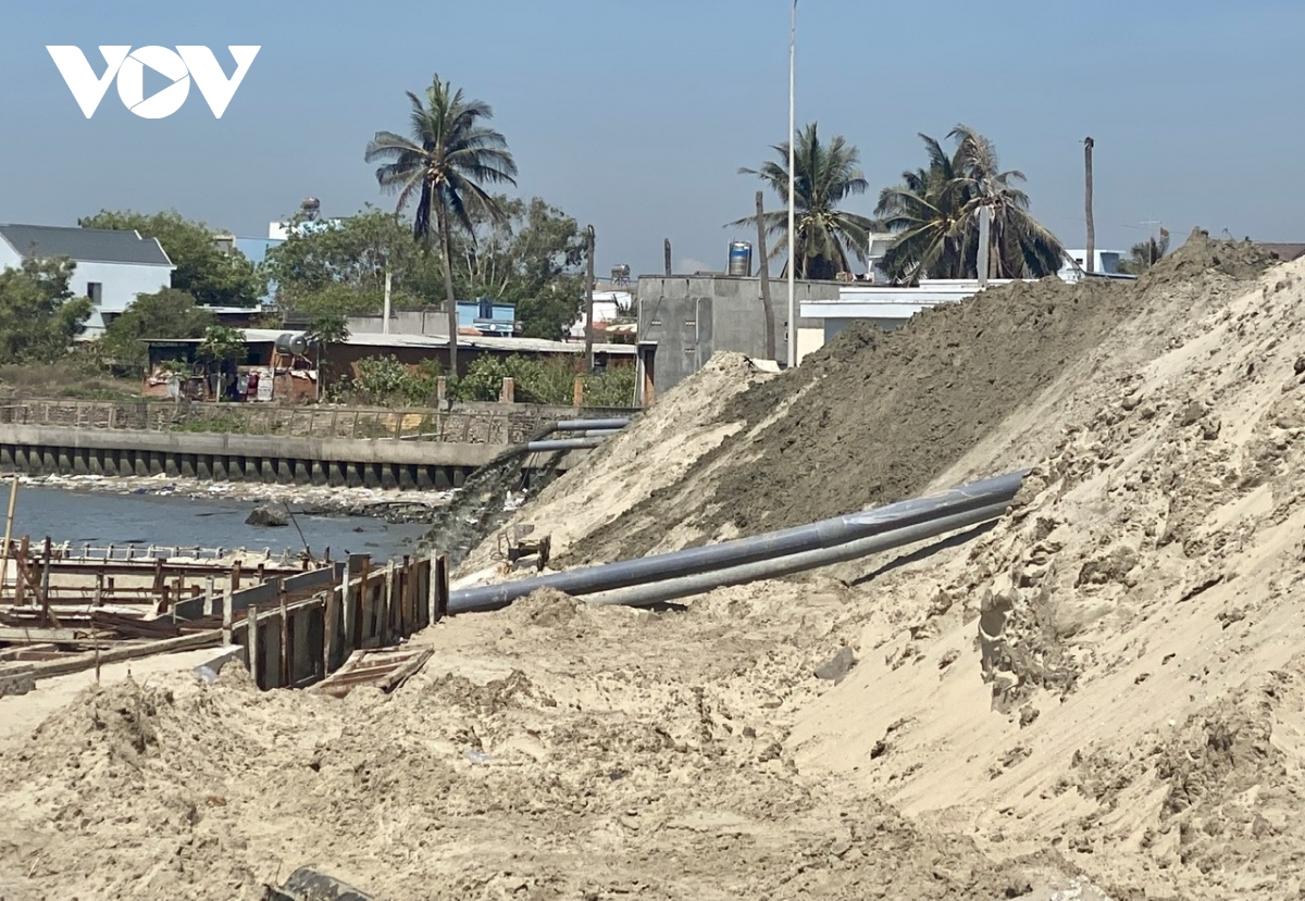 ngu dan o ba ria - vung tau bi chan duong muu sinh vi cua bien hep hinh anh 3