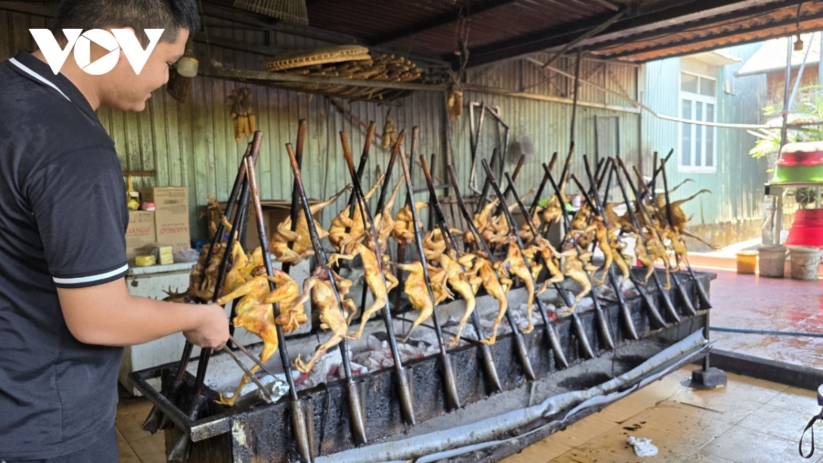 khach tham quan an tuong voi cac diem du lich va am thuc tai pho nui pleiku hinh anh 4 khach tham quan an tuong voi cac diem du lich va am thuc tai pho nui pleiku hinh anh 4