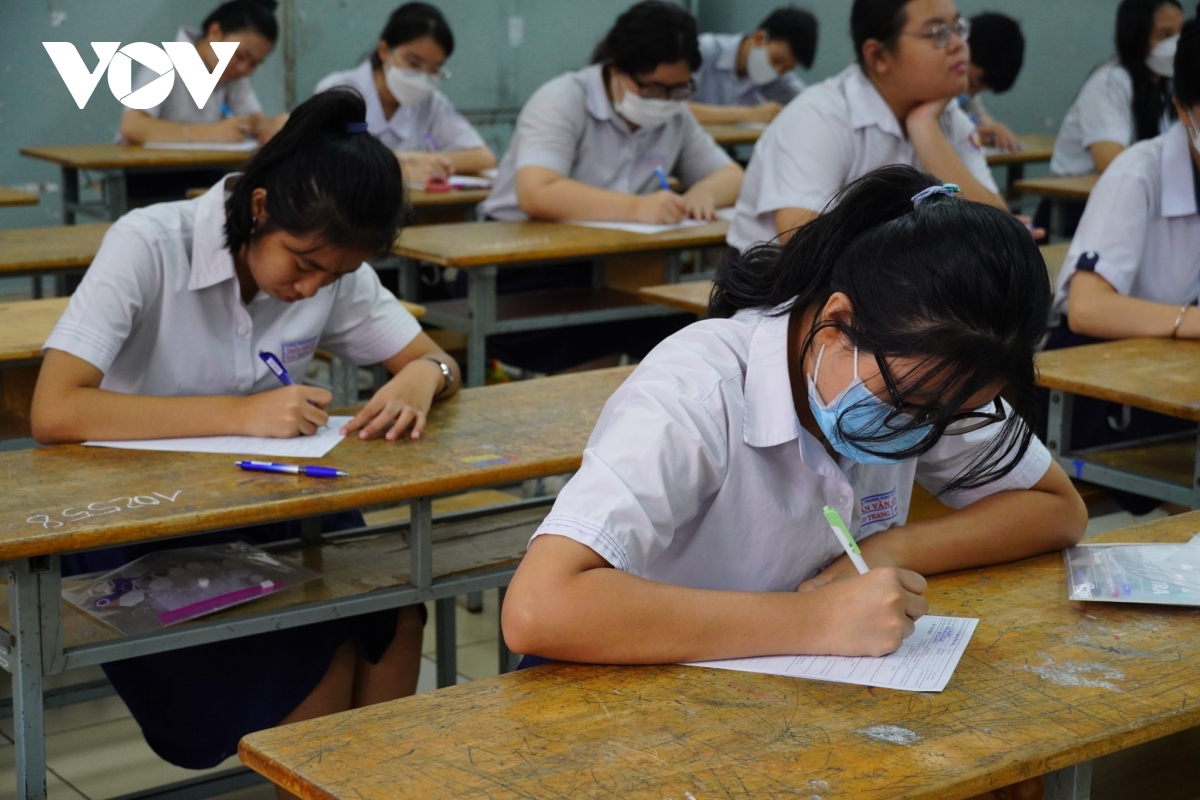 TP.HCM giảm chỉ tiêu tuyển sinh vào 10 công lập