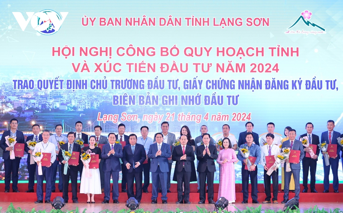 thu tuong du hoi nghi cong bo quy hoach va xuc tien dau tu tinh lang son hinh anh 3