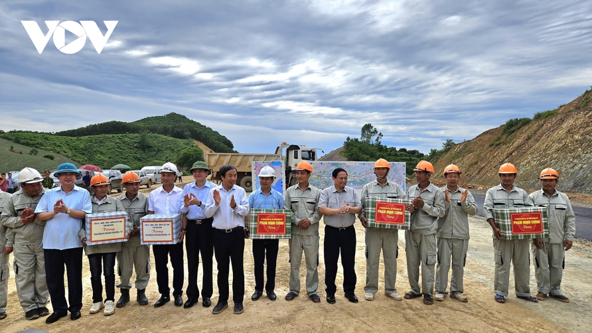 thu tuong pham minh chinh tham, lam viec tai ninh binh hinh anh 5