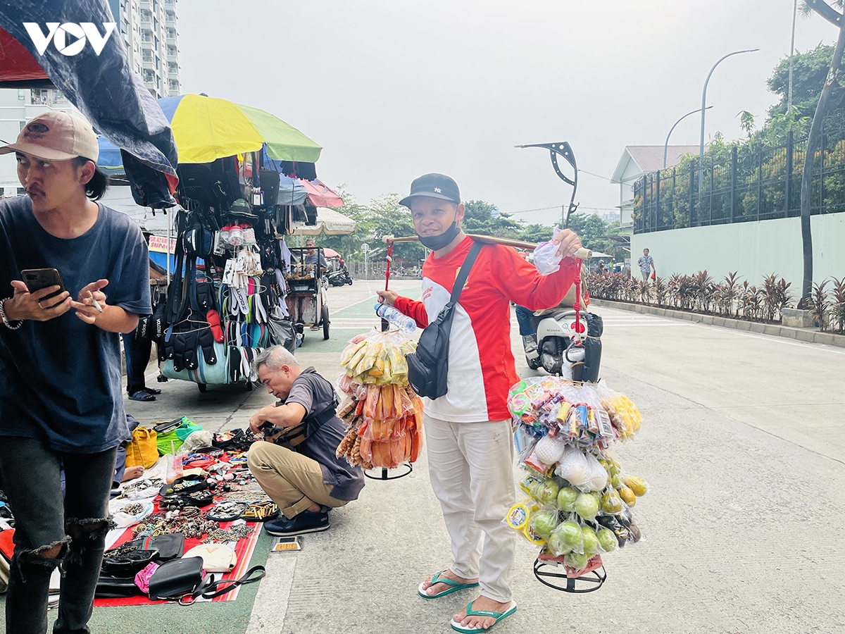nhoc nhan kiem song duoi cai nang chay da cua jakarta hinh anh 1