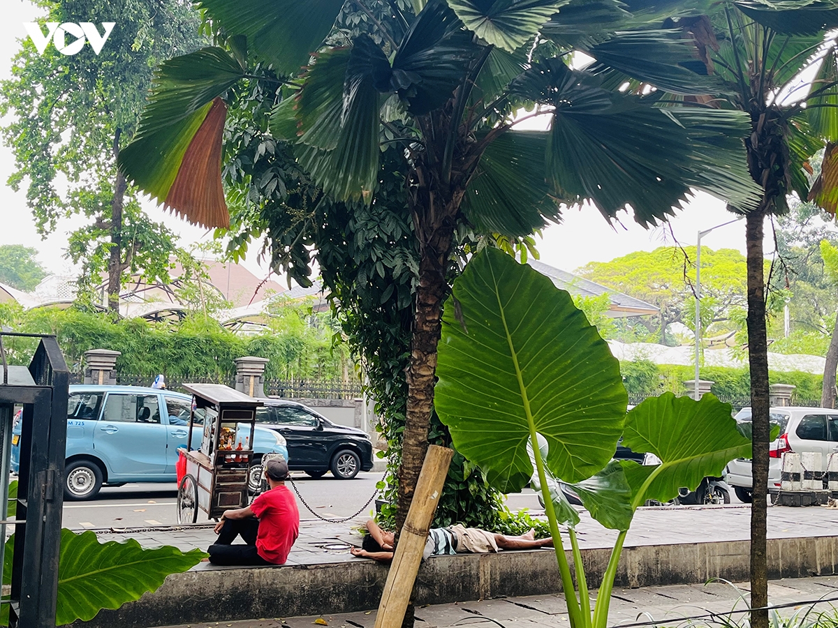 nhoc nhan kiem song duoi cai nang chay da cua jakarta hinh anh 5