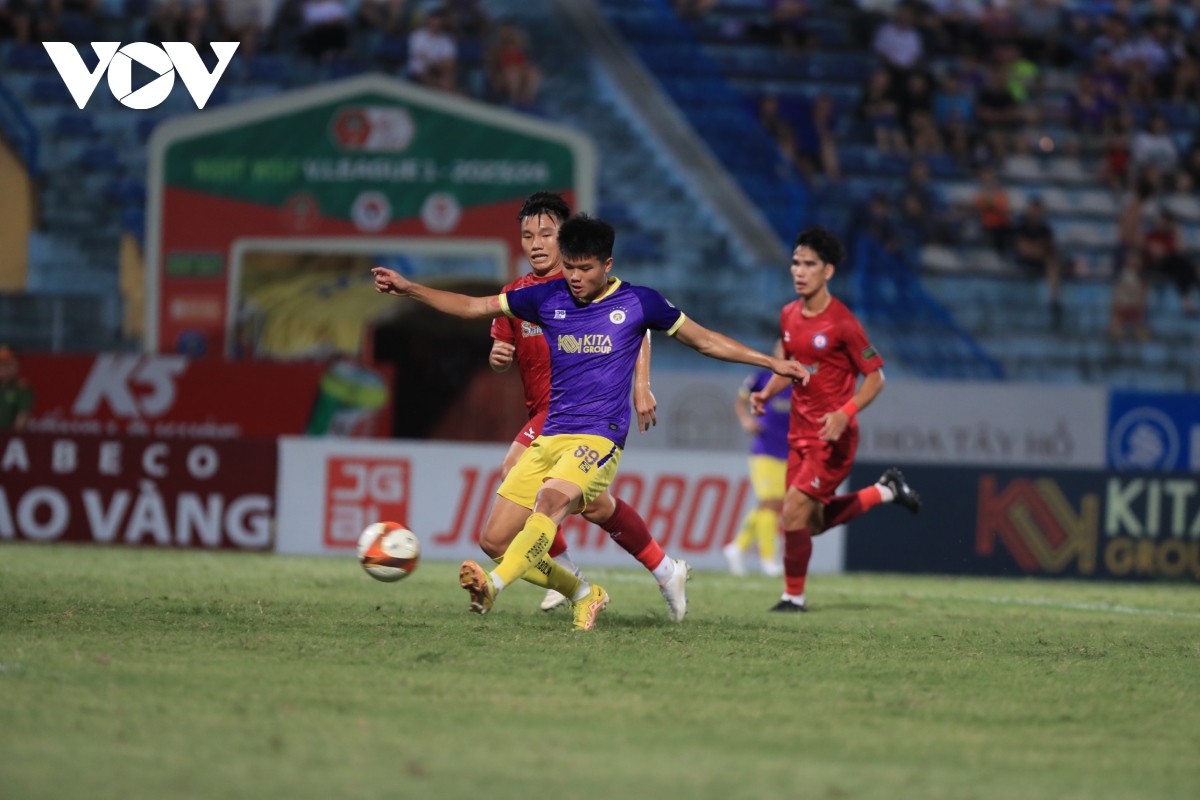 dan sao Dt viet nam toa sang, ha noi fc loi nguoc dong thang dam khanh hoa hinh anh 14