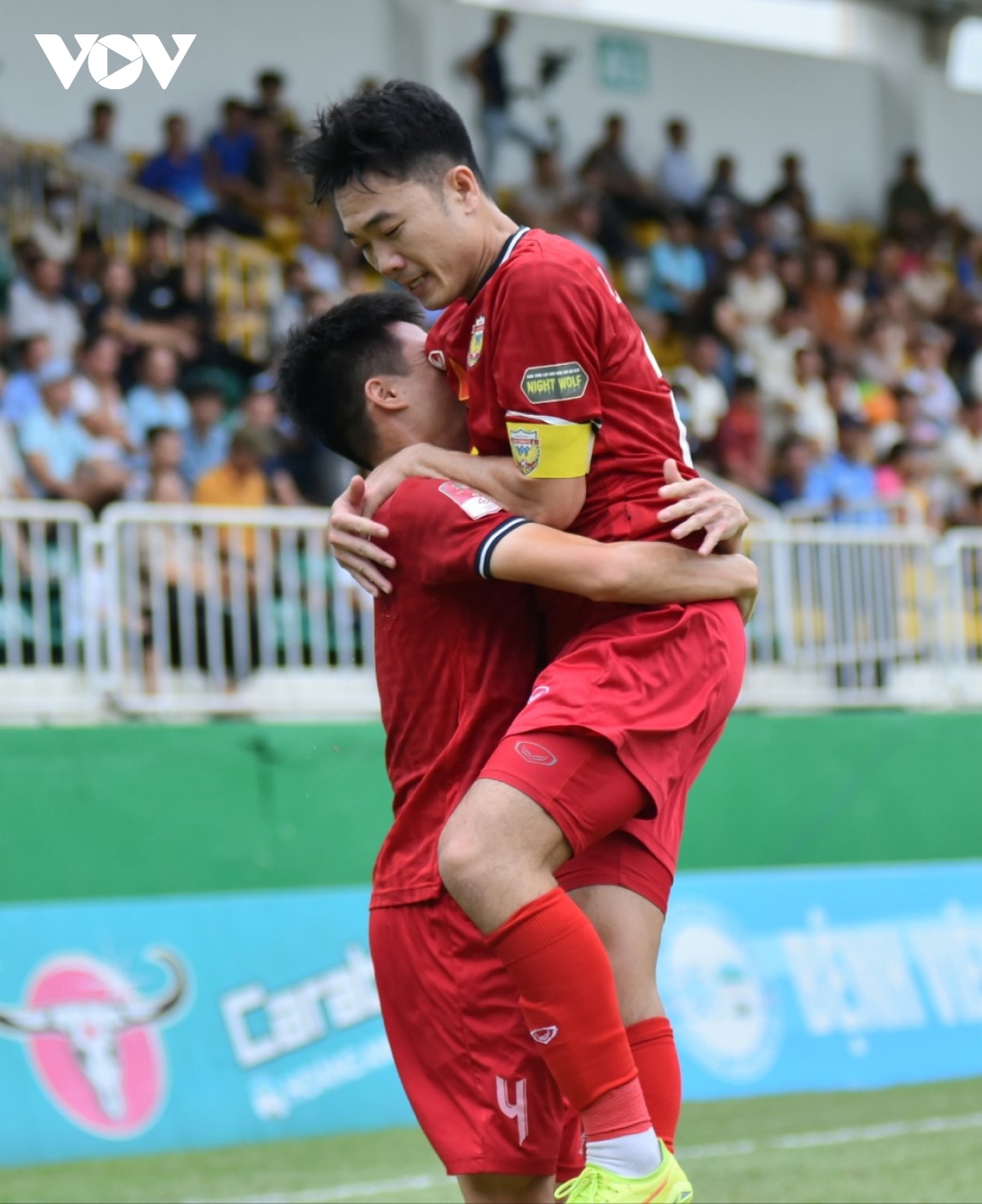 ket qua v-league hagl thang nguoc ha tinh, binh duong that bai gay tranh cai hinh anh 7