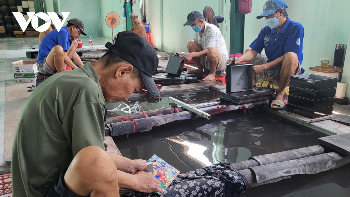 lang nghe son mai binh duong bao gio moi co ben do moi hinh anh 2