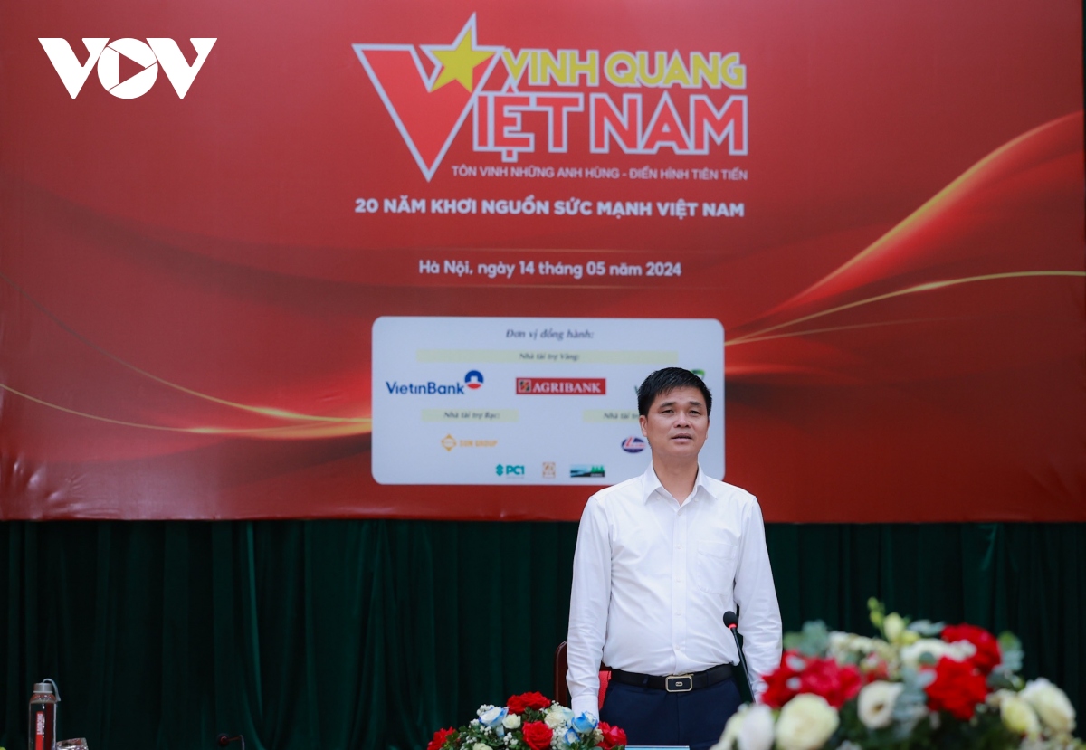 vinh quang viet nam 2024 ton vinh 20 ca nhan, tap the dien hinh tien tien hinh anh 2