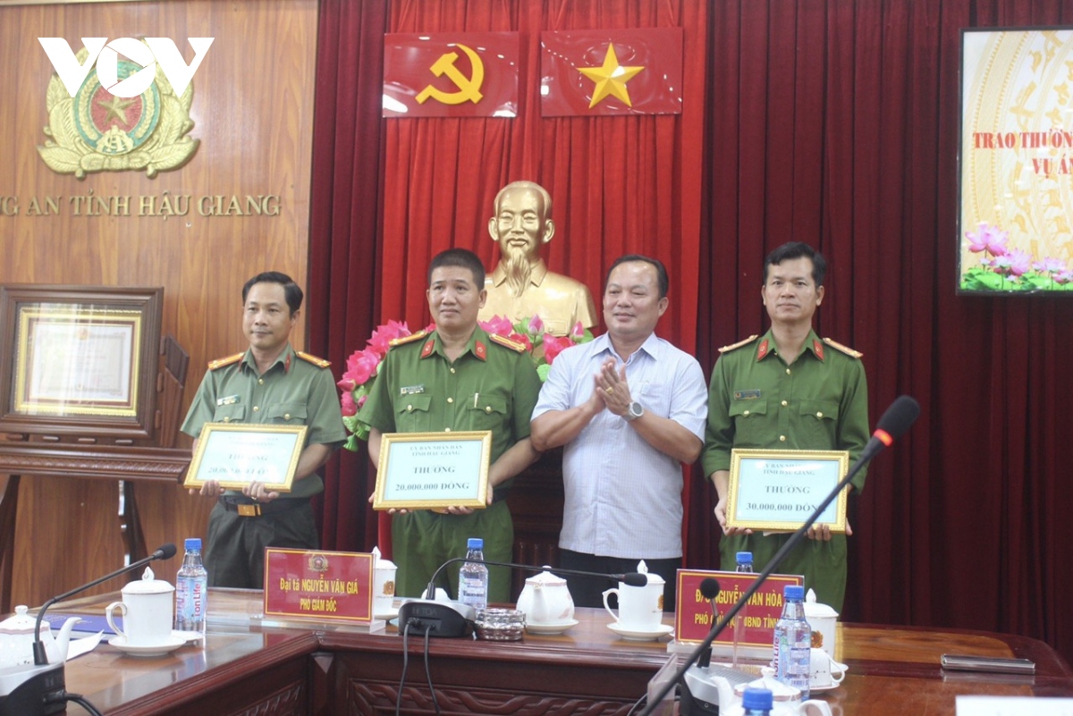 khen thuong luc luong kham pha vu bat coc, tong tien 10 ty dong hinh anh 1