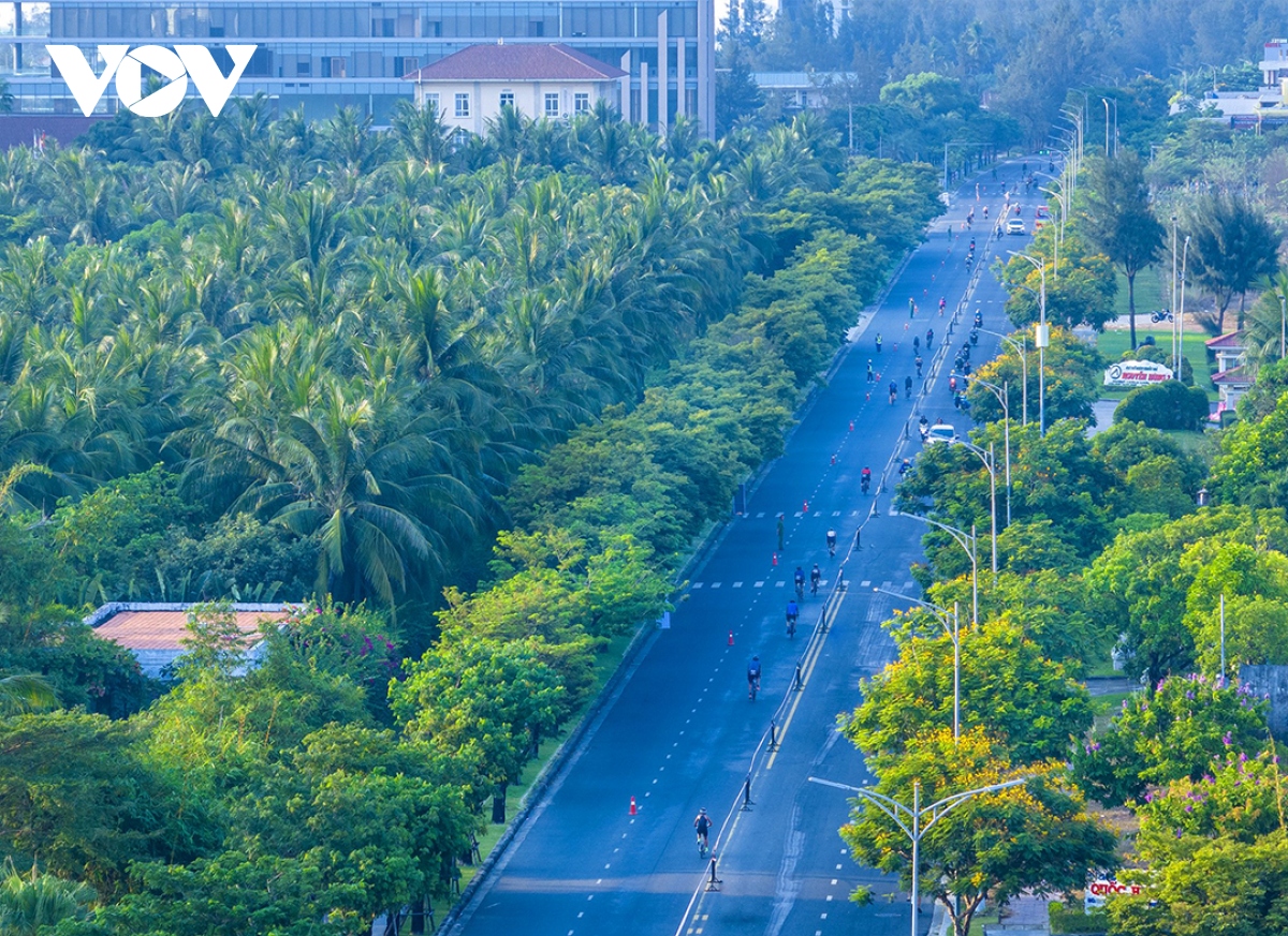 chinh phục cuộc thi 3 môn phối hợp ironman 70.3 dưới nắng nóng Đà nẵng hình ảnh 5 chinh phuc cuoc thi 3 mon phoi hop ironman 70.3 duoi nang nong Da nang hinh anh 5