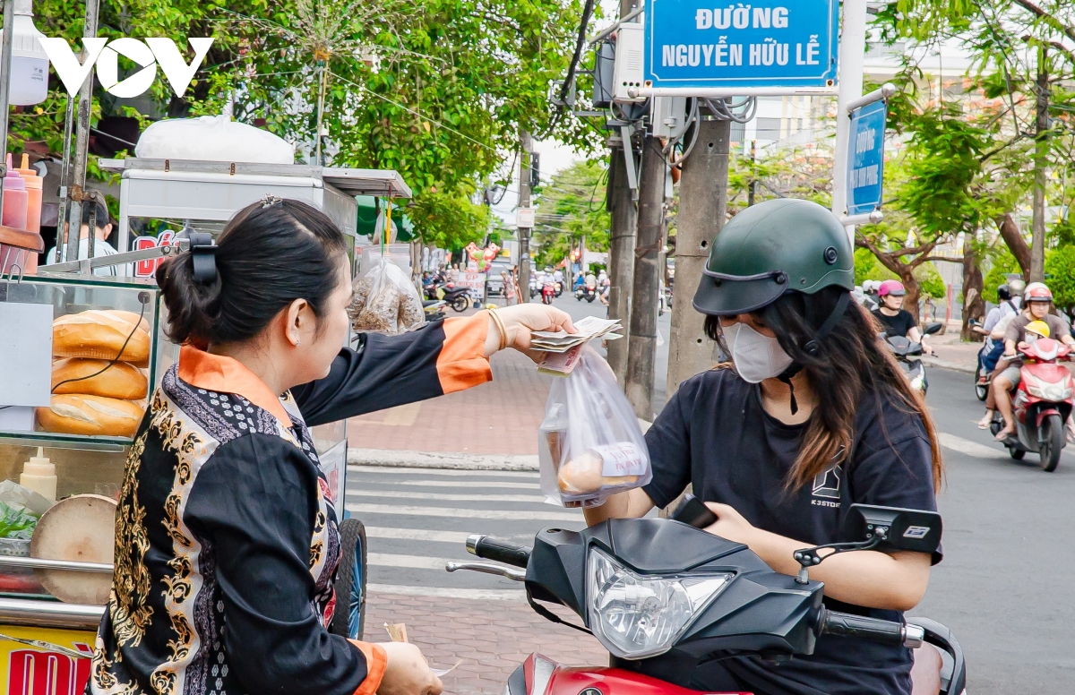 Cà Mau tăng cường đảm bảo an toàn thực phẩm quanh trường học