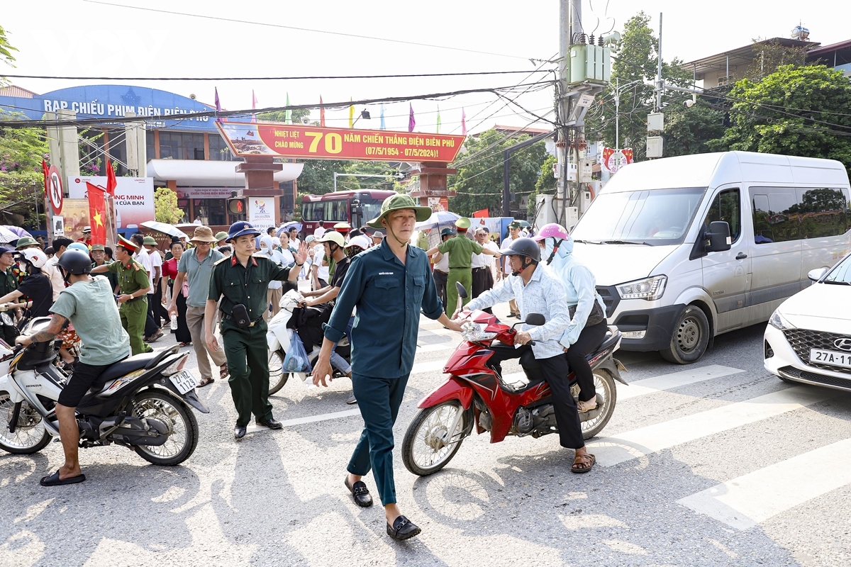  bien nguoi do ve chien truong lich su Dien bien phu du dai le hinh anh 3