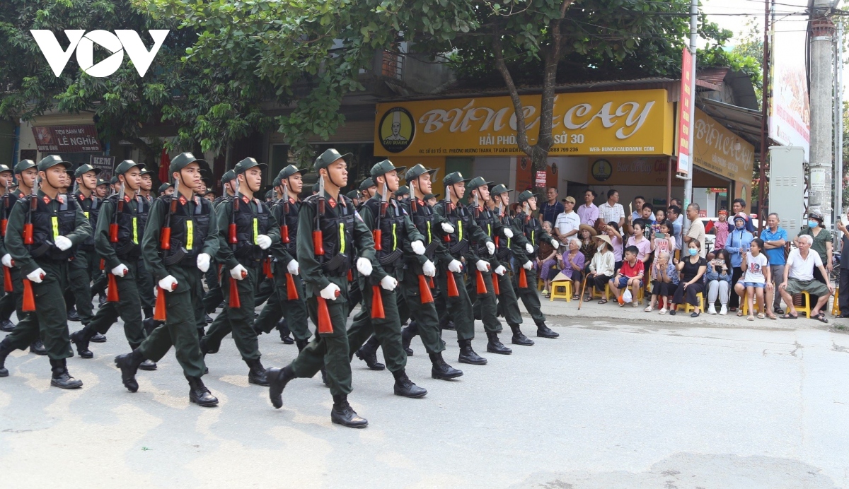 cac khoi dieu binh, dieu hanh cua luc luong cong an thu hut nguoi dan Dien bien hinh anh 12