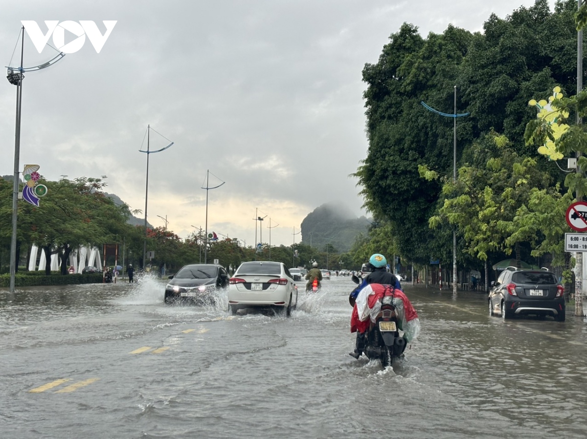 Quảng Ninh ngập úng cục bộ trên diện rộng do mưa lớn