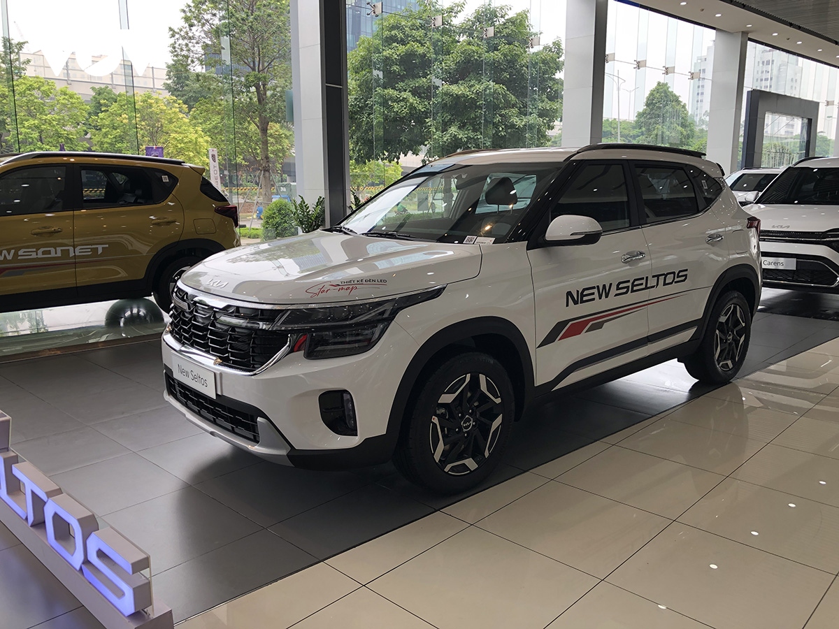 Kia Seltos 2024: Nhiều thay đổi nhưng vẫn khó cạnh tranh