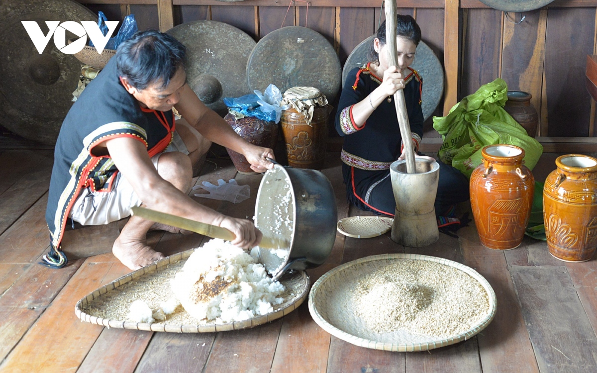 can canh quy trinh lam ruou can tai buon ma thuot, Dak lak hinh anh 2