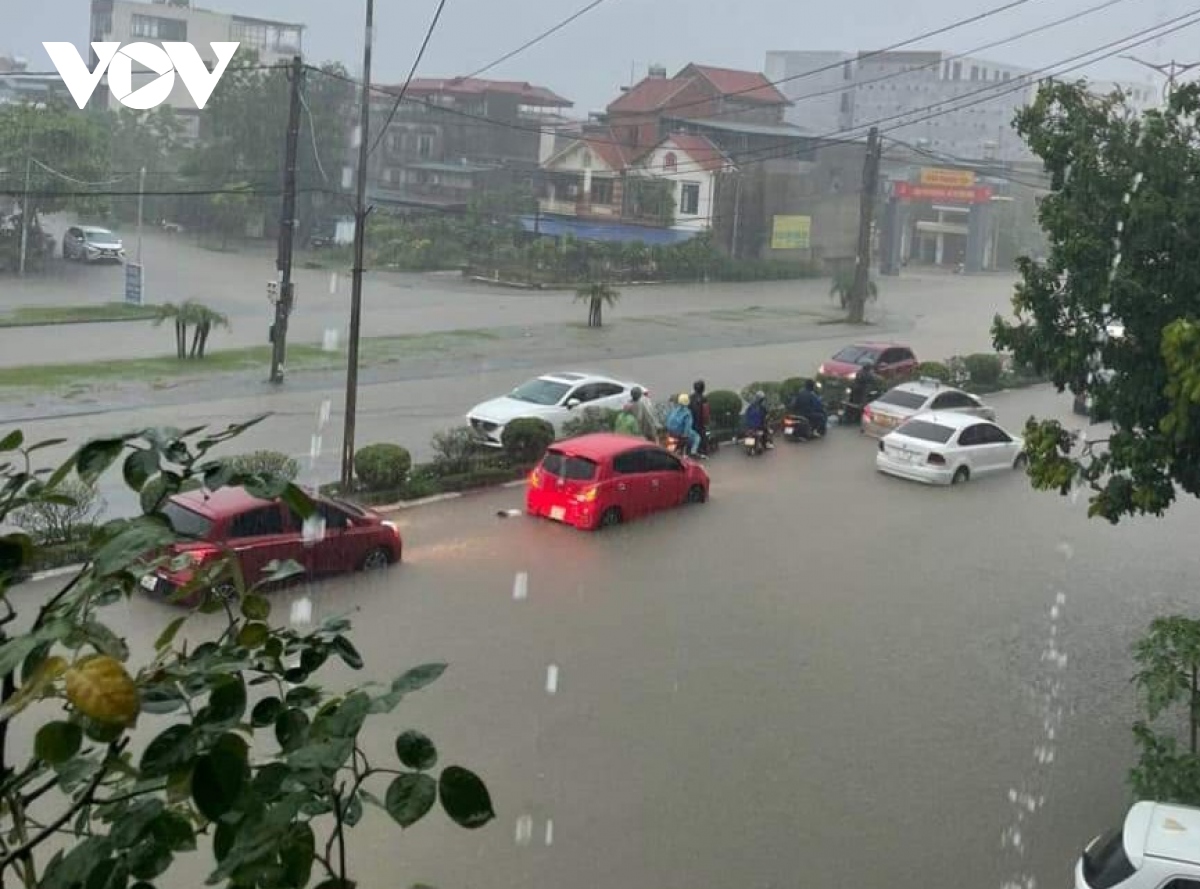 quang ninh ngap ung cuc bo tren dien rong do mua lon hinh anh 5