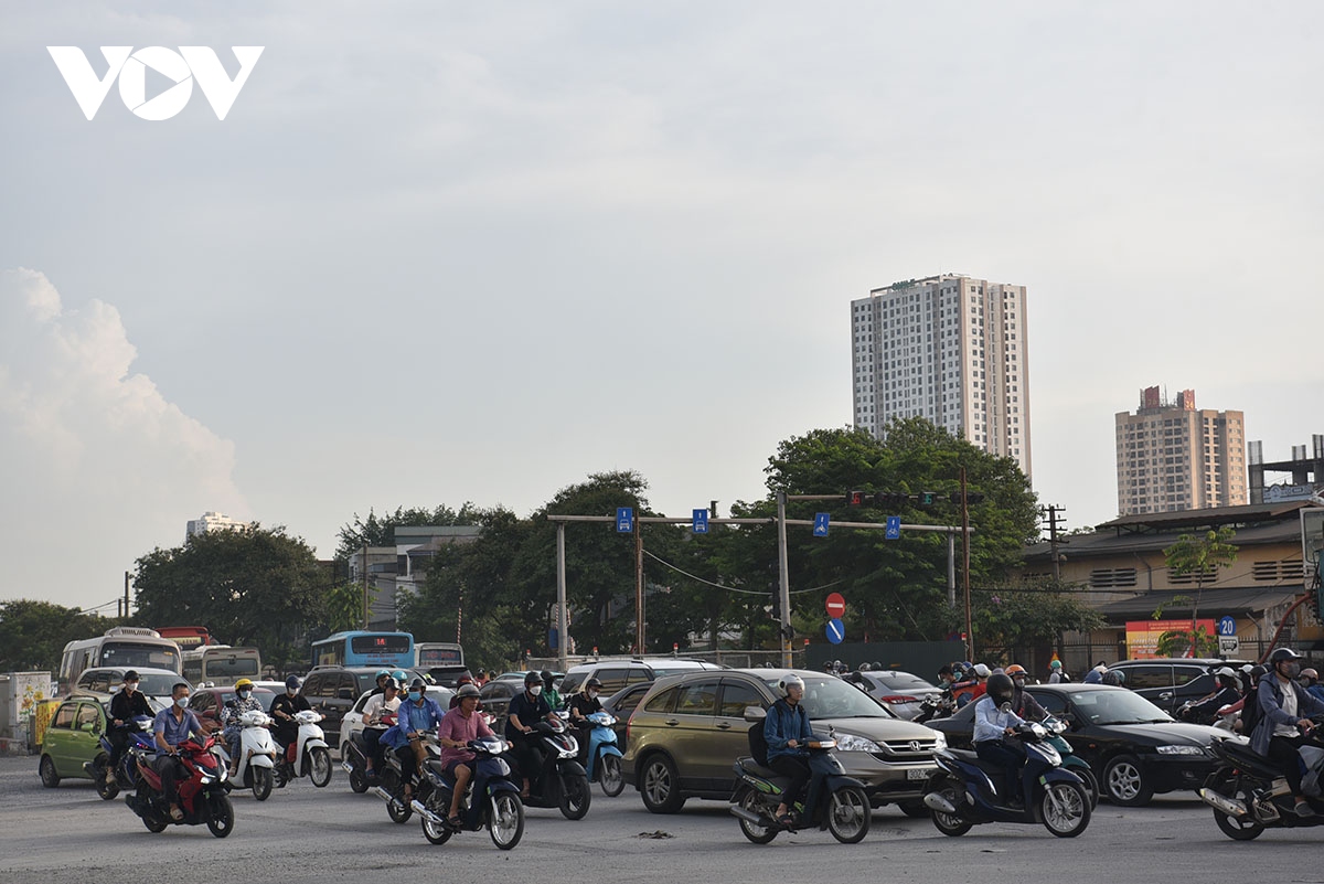 rao duong thi cong ham chui khien nut giao kim Dong - giai phong un u, o nhiem khoi bui hinh anh 14