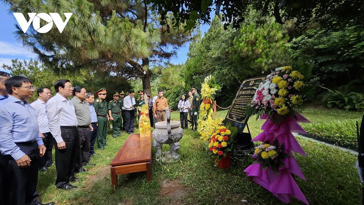 thu tuong pham minh chinh dang huong tuong nho Dai tuong vo nguyen giap hinh anh 1