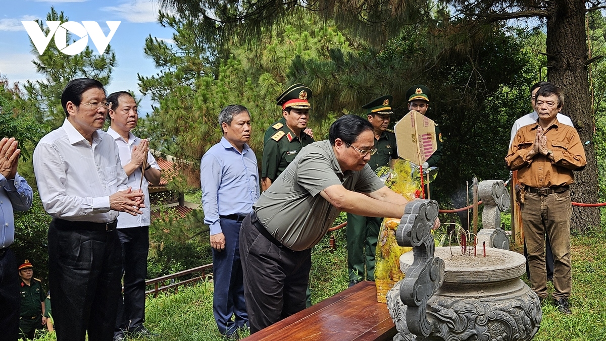 thu tuong pham minh chinh dang huong tuong nho Dai tuong vo nguyen giap hinh anh 3