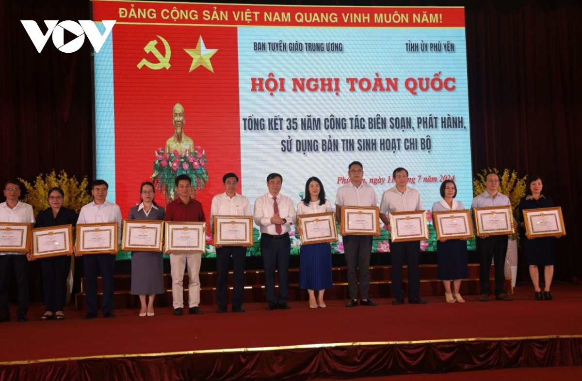 ca nuoc da co 7 Dang bo phat hanh ban tin sinh hoat chi bo dien tu hinh anh 4