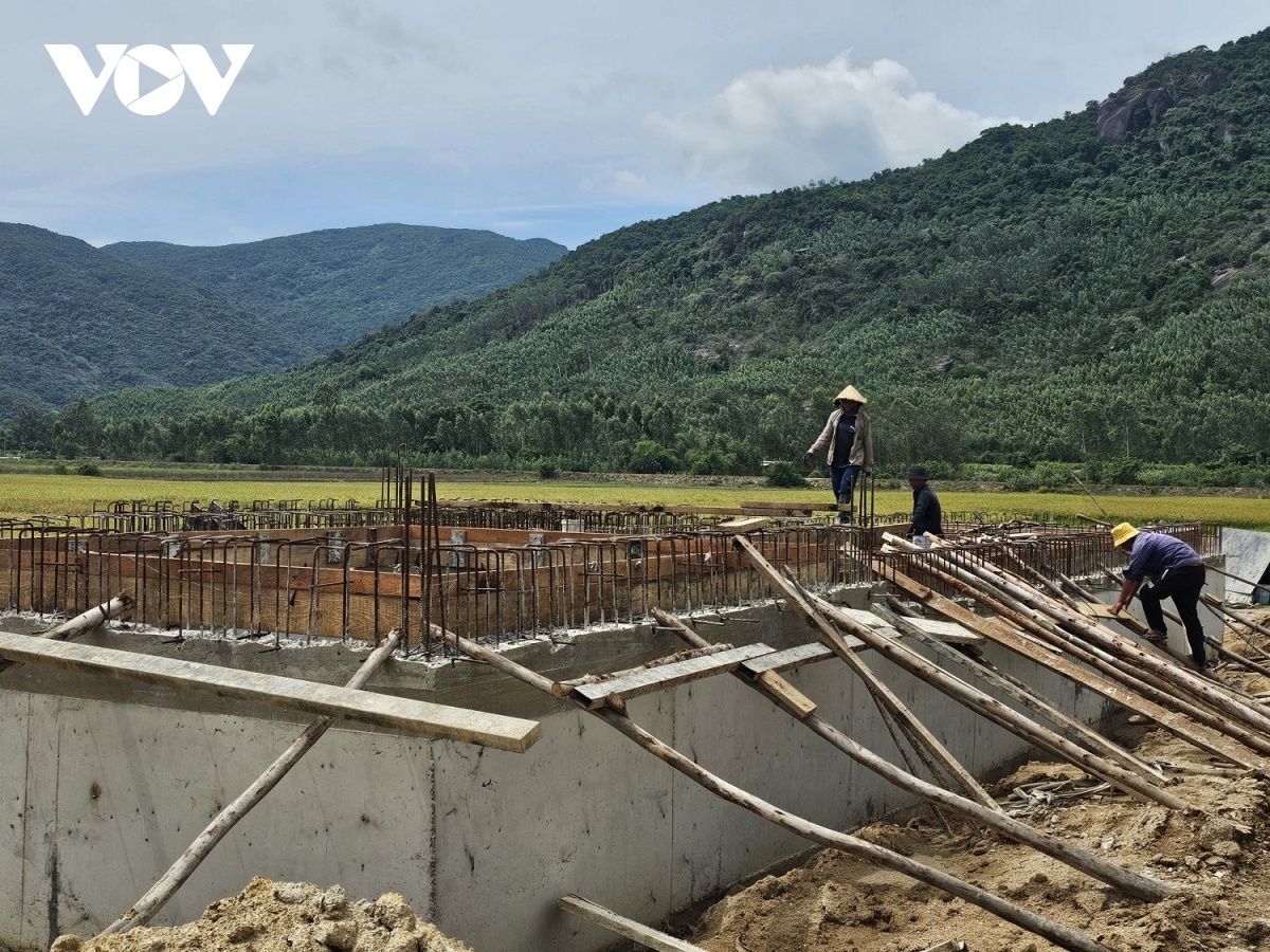 bao gio nguoi dan vung sat lo duoi chan nui cam duoc tai dinh cu hinh anh 1