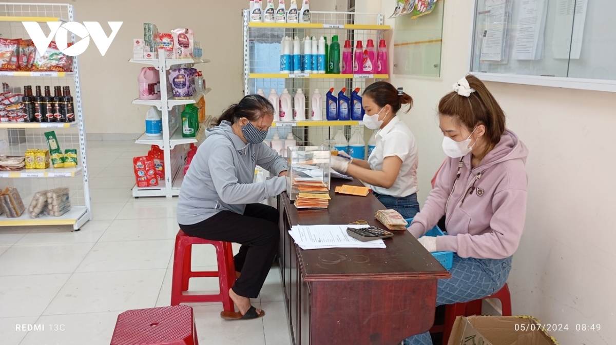 Da nang day manh chi tra luong huu, che do bao hiem xa hoi qua the atm hinh anh 3