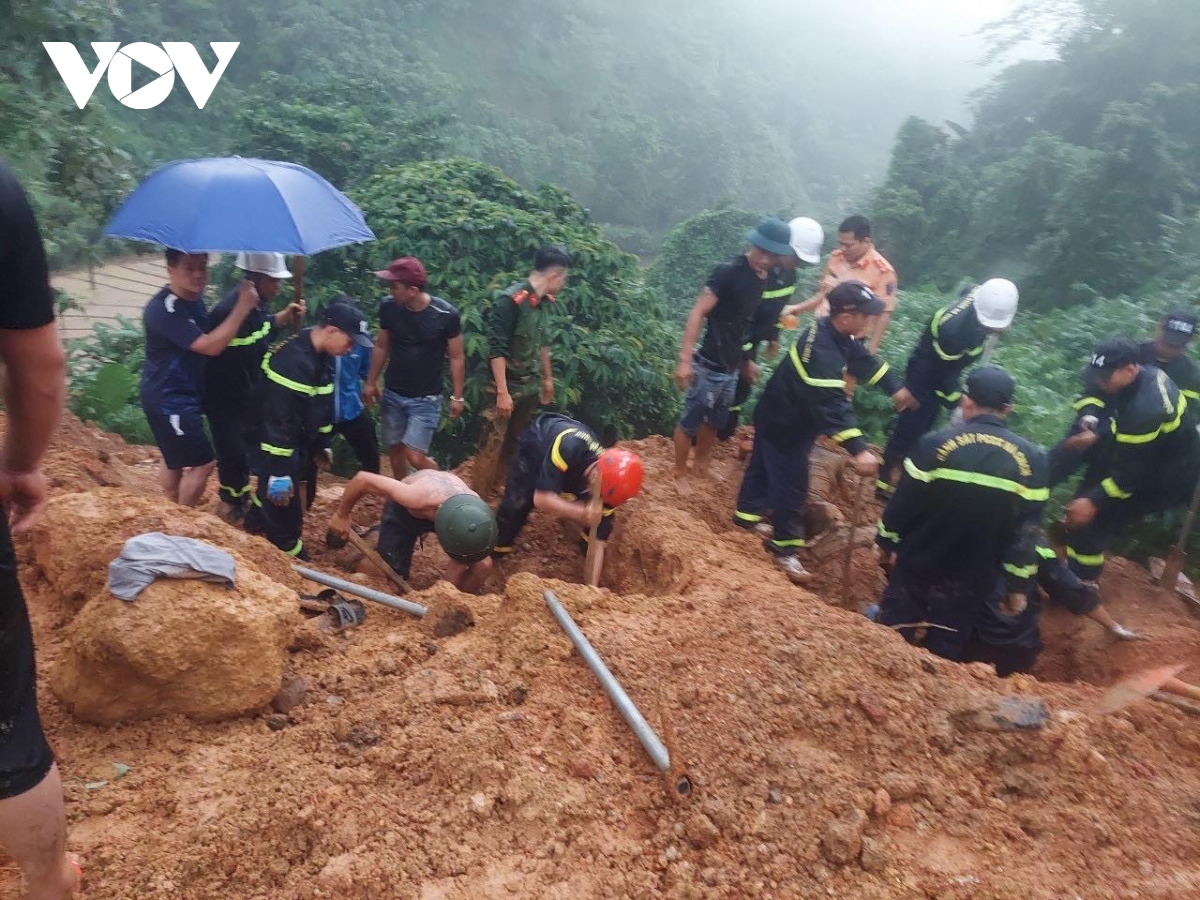 Vụ sạt lở ở Hà Giang: 11 người tử vong, 2 người mất tích
