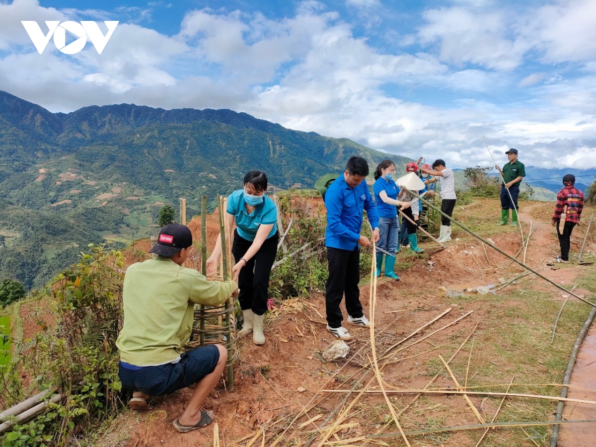 gan ket tu mo hinh ngay cuoi tuan cung dan o mu cang chai hinh anh 4