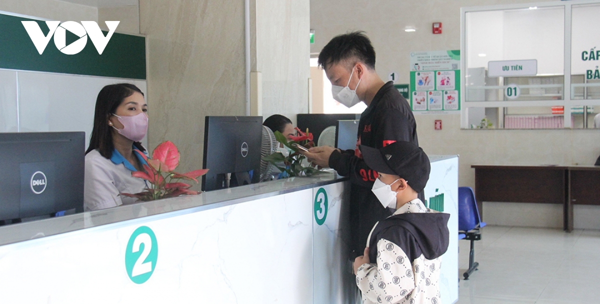 Đẩy mạnh không dùng tiền mặt tại bệnh viện, cơ sở y tế