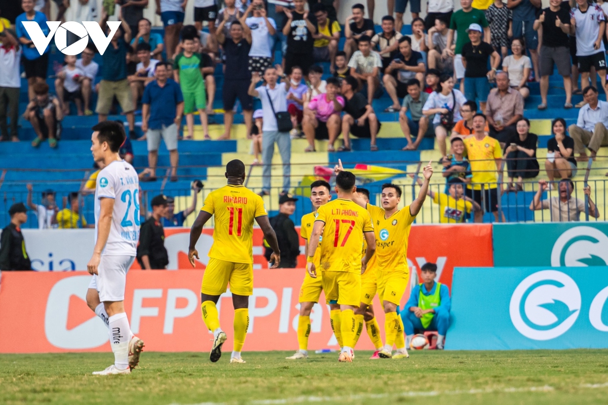 thang ha noi fc tren cham luan luu, thanh hoa vo dich cup quoc gia hinh anh 3