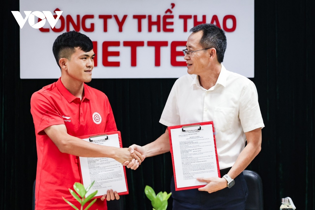 the cong viettel bo sung 3 nhan to khung truoc mua giai v-league 2024 2025 hinh anh 2