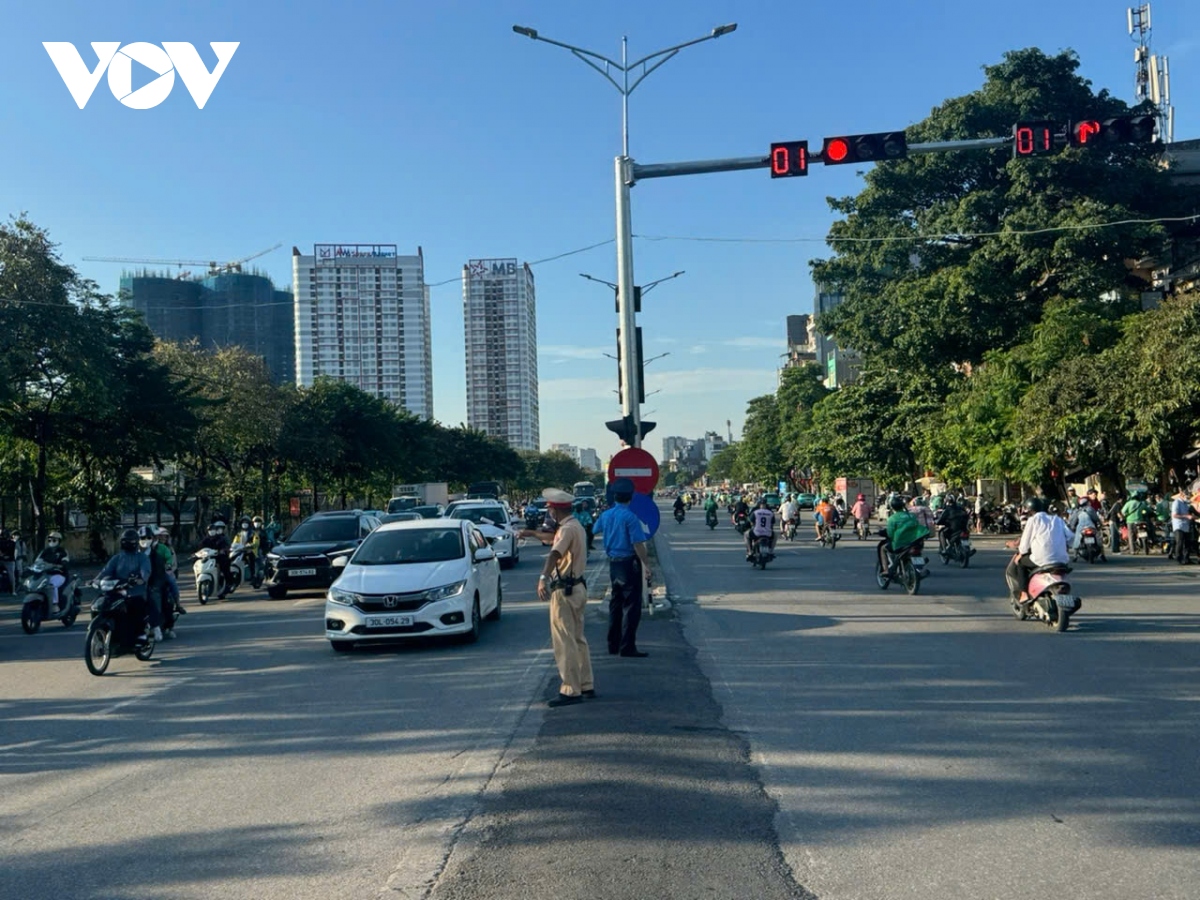 ben xe ha noi dong nghet nguoi ve que nghi le 2 9 hinh anh 17