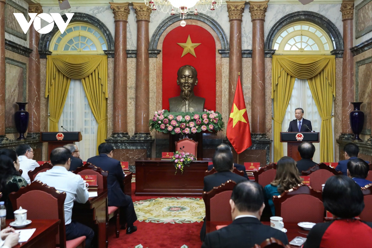 tổng bí thư, chủ tịch nước tô lâm gặp mặt đoàn đại biểu hiệp hội doanh nghiệp nhỏ và vừa việt nam hình ảnh 4 tong bi thu, chu tich nuoc to lam gap mat doan dai bieu hiep hoi doanh nghiep nho va vua viet nam hinh anh 4