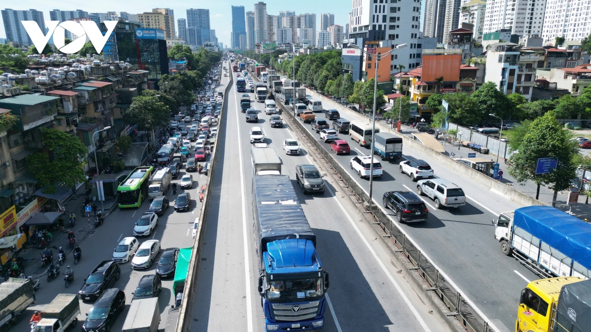 nguoi dan roi ha noi di nghi le 2 9, cac cua ngo giao thong un tac hinh anh 1